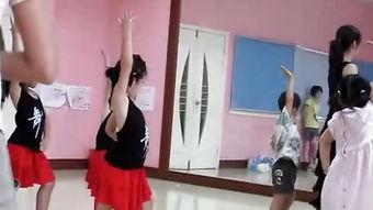 学拉丁舞成人比赛视频,舞动激情，展现风采