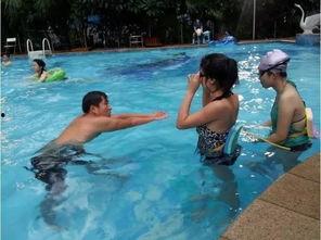 武汉成人游泳教程视频,轻松掌握水上技巧，畅游夏日泳池