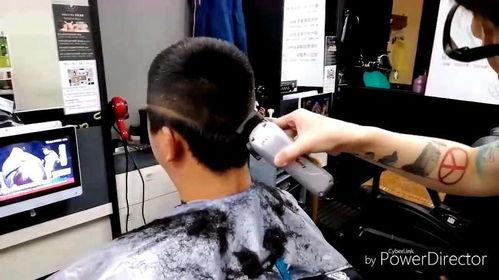 成人男士小孩剪发视频,男士与小孩剪发视频教程